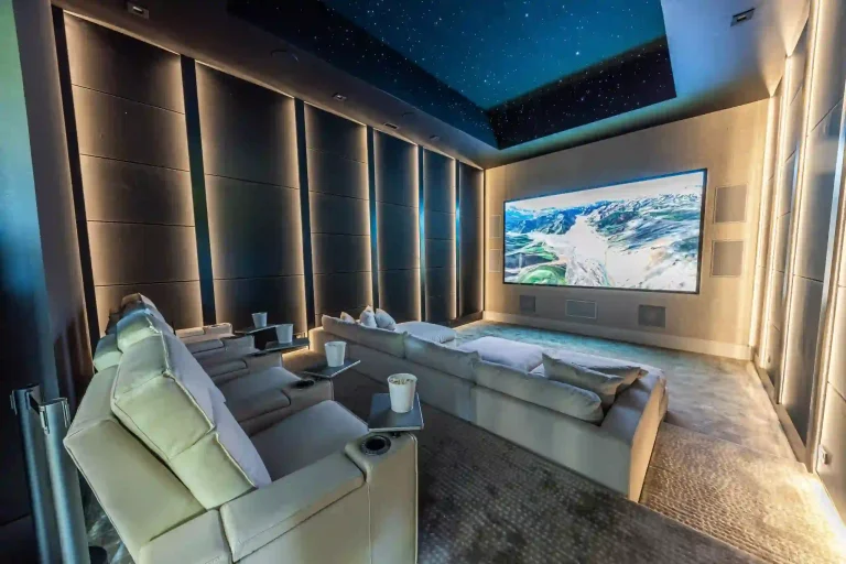 Luxury Home Energy Management Systems & Smart Net-Zero Solutions for Modern Estates