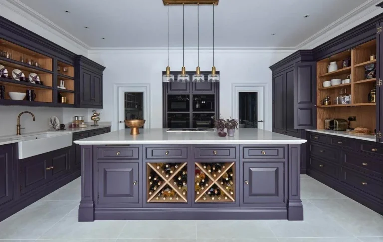 Luxury Kitchen Island Installation – Premium Designer Islands & Expert Installation Services